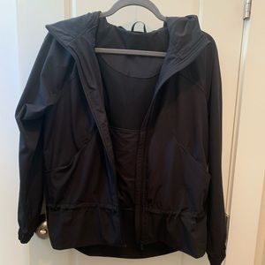 Lululemon size 10 pack it up rain jacket
